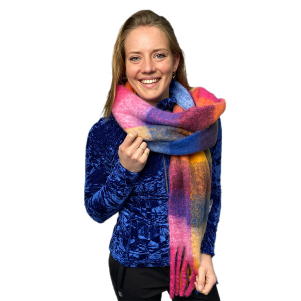 Luhta Naanjoki Shawl